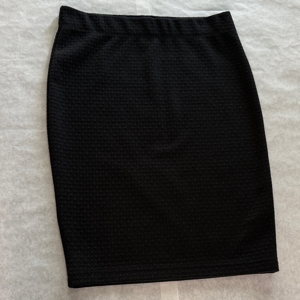 Banana Republic soft stretchy body con midi skirt versatile office chic